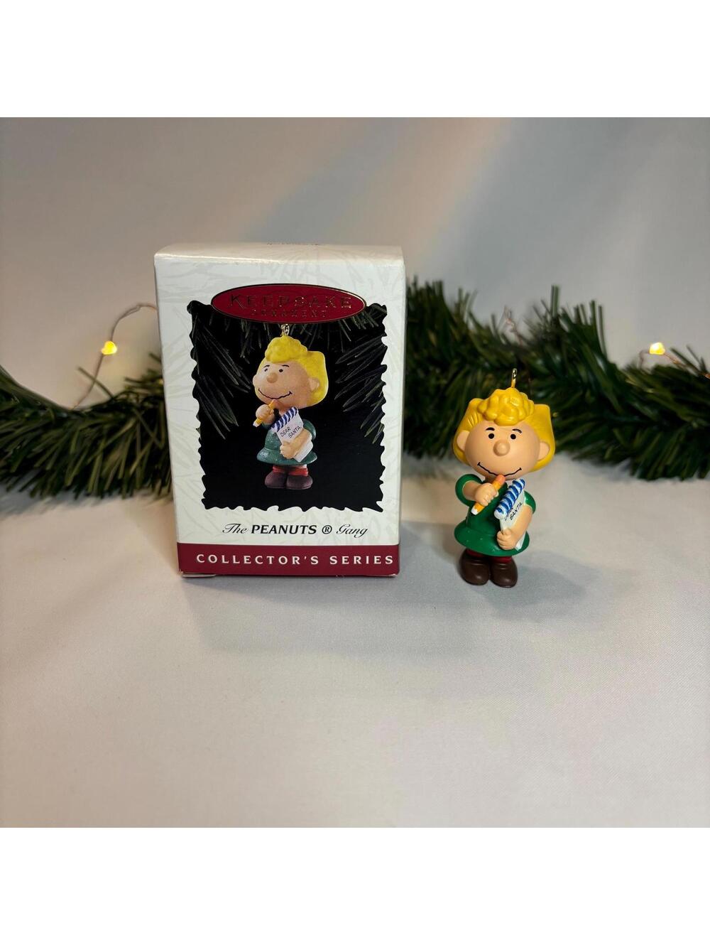 Sally - The Peanuts Gang - Hallmark Keepsake Ornament